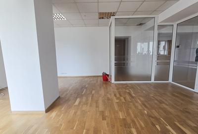 Spațiu Comercial Luminos - 6