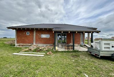 Casa 4 camere, 105 utili, 566 teren, pompa de caldura, Sanmihaiu Roman - 3