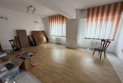 Spațiu comercial, de 66 mp, în Ultracentral - 3