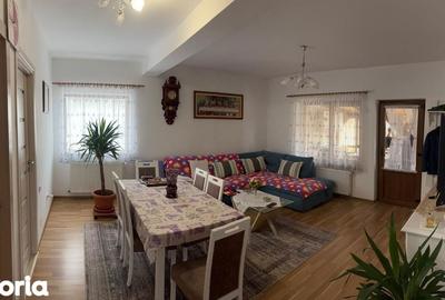 Casă cu 5 camere cu Teren 800 Mp în Centrul Civic - 9