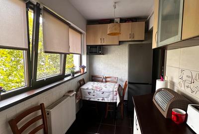 Metrou Berceni - Dimitrie Leonida - 3 camere cu 2 balcoane 2 bai - loc parcare - 17