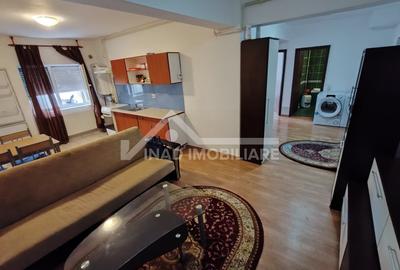 Apartament cu 3 camere semidecomandat, mobilat în Bună Ziua