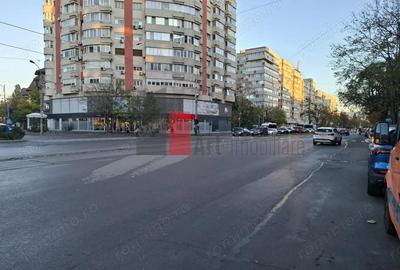URGENT!, Piata 1 Mai, VIZIBILITATE, TRAFIC PIETONAL SI AUTO, NEGOCIABIL - 1