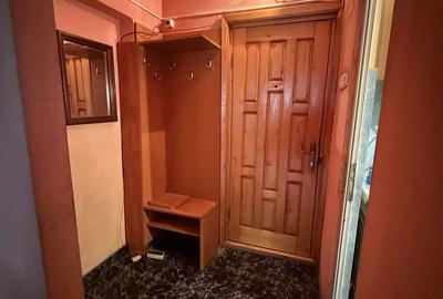 Garsonieră decomandată în Central - 2