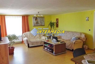 Casă individuală cu 7 camere cu Canalizare în Galtiu - 7