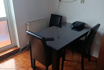 Apartament cu 3 camere decomandat în Central - 2