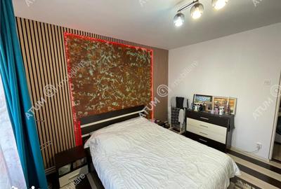 Apartament cu 3 camere decomandat, mobilat în Vasile Aaron - 9