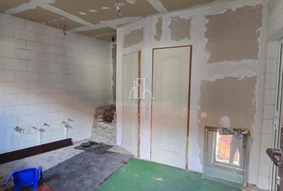 Casă individuală cu 13 camere cu Canalizare în Central - 7