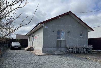 Oportunitate! Casa la sol, cocheta, partial mobilata utilata, Valu lui Traian!