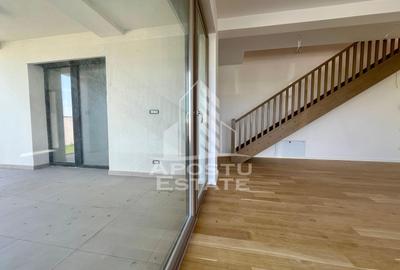 Duplex cu 5 camere cu Canalizare în Dumbrăvița - 2