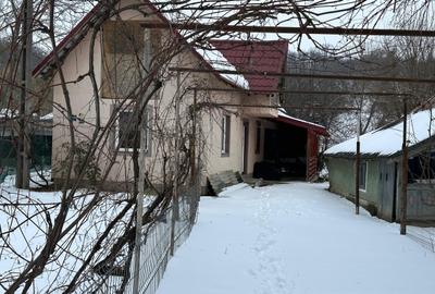 Casă cu 4 camere cu Teren 19200 Mp în Central - 6