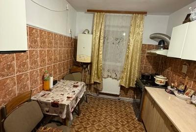 Apartament cu 3 camere decomandat în Sud - 11