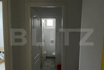 Spațiu comercial, de 70 mp, în Triaj