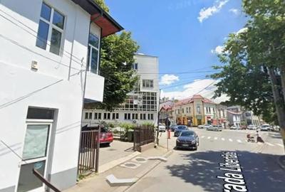 Spațiu comercial, de 240 mp, în Ultracentral - 4