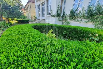 Apartament cu 2 camere semidecomandat, mobilat în Sub Arini