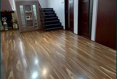 Casă cu 6 camere cu Teren 1300 Mp în Podu Iloaiei - 3