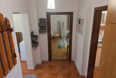 Apartament 3 camere de vanzare in zona Doamna Ghica (str. Pancota) etaj 1 8 78mp - 1