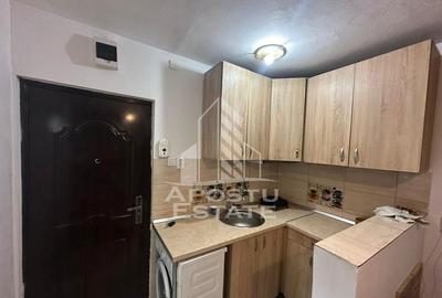 Apartament cu o camera, zona Umt - 1