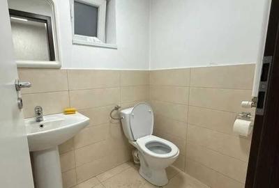 Spațiu comercial, de 40 mp, în Central - 2