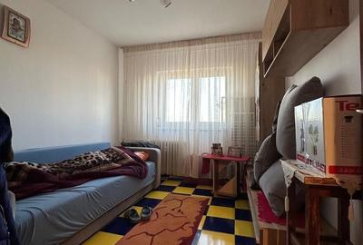 Apartament cu 3 camere decomandat în Ozana - 9