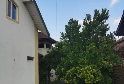 Casă cu 4 camere cu Teren 2200 Mp în Central - 7