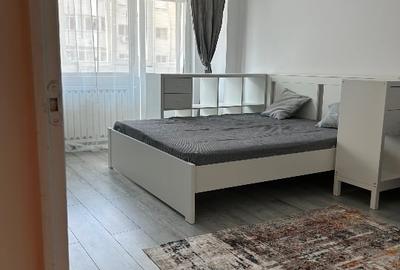 Proprietar vand garsoniera str. Foisorului nr. 13 (zona Mall Vitan-Nerva Traian) - 2