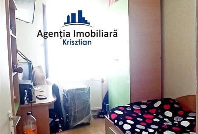 Apartament cu 3 camere semidecomandat în Micro 14 - 2