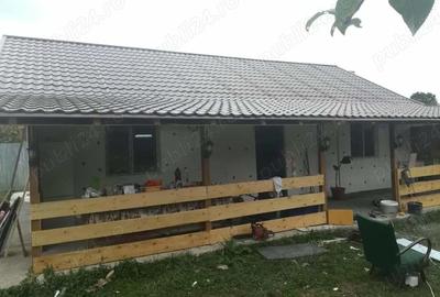 Casă cu 3 camere în Scornicești - 1