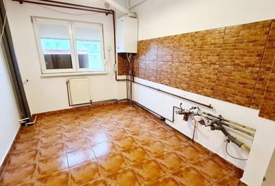 Inchiriez apartament 3 camere nemobilat zona Micalaca - ID : RH-43738 - 24