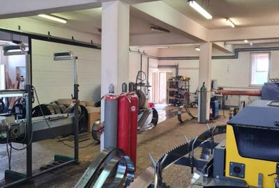 Casă cu 4 camere decomandat în Central - 2