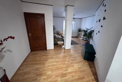 Ocazie!Casa  individuala S+P+1+M situata pe un teren 837mp cu deschidere la 2str - 28