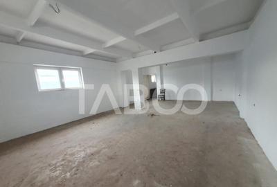 Spațiu comercial, de 100 mp, în Central