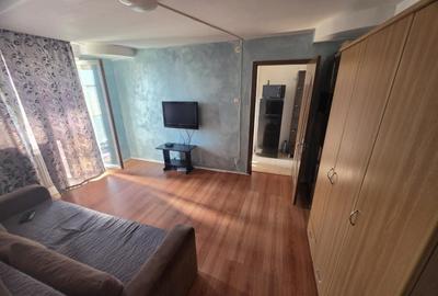 Apartament semidecomandat în Drumul Taberei