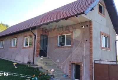 Casă cu 3 camere cu Teren 1029 Mp în Tărlungeni - 4