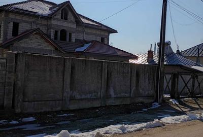 Casă cu 4 camere în Central - 6