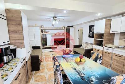 Apartament 3 camere, decomandat, Murfatlar, zona Centrala - 4