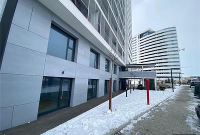 Spațiu comercial, de 107 mp, în Central - 3