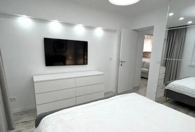 Apartament cu 3 camere semidecomandat, mobilat în Unirii - 15