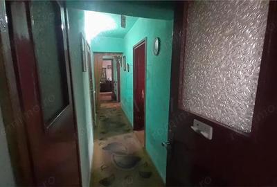 Apartament cu 3 camere decomandat în Torontalului - 1