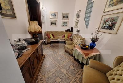 Apartament de vanzare, cu 4 camere, 125 mp, zona P-ta Romani - 2