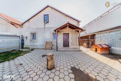 Casă cu 4 camere cu Canalizare în Sânnicolau Mic