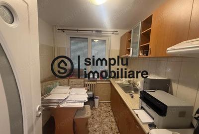 Apartament cu 2 camere semidecomandat în Titulescu - 11