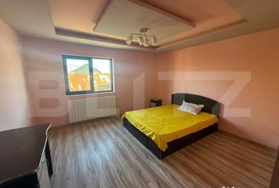 Casă cu 7 camere cu Teren 1000 Mp în Central - 12