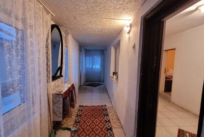 LUMINA - CASA 3 CAMERE- DECOMANDATA -TEREN 501MP -70.000 EURO - 10