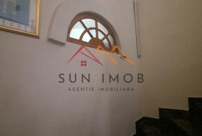 Casa tip conac, teren 4000 mp, finisaje deosebite, garaj, Prahova - 10