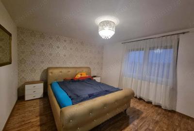 Casă cu 5 camere cu Canalizare în Ghiroda - 3