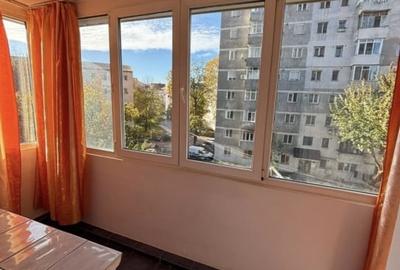 Spre inchiriere apartament 2 camere - 2