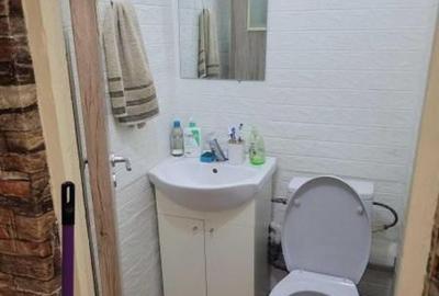 APARTAMENT 3 CAMERE SEMIDECOMANDAT CONFORT 0 ZONA INEL 2 - 4