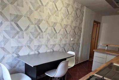 Apartament cu 2 camere decomandat în Răcădău