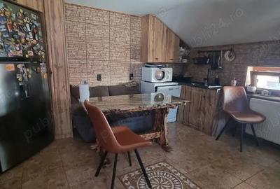 Casă cu 6 camere cu Teren 450 Mp în Geamăna - 17